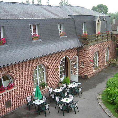 Hotel Le Clos Du Montvinage Étréaupont Екстериор снимка